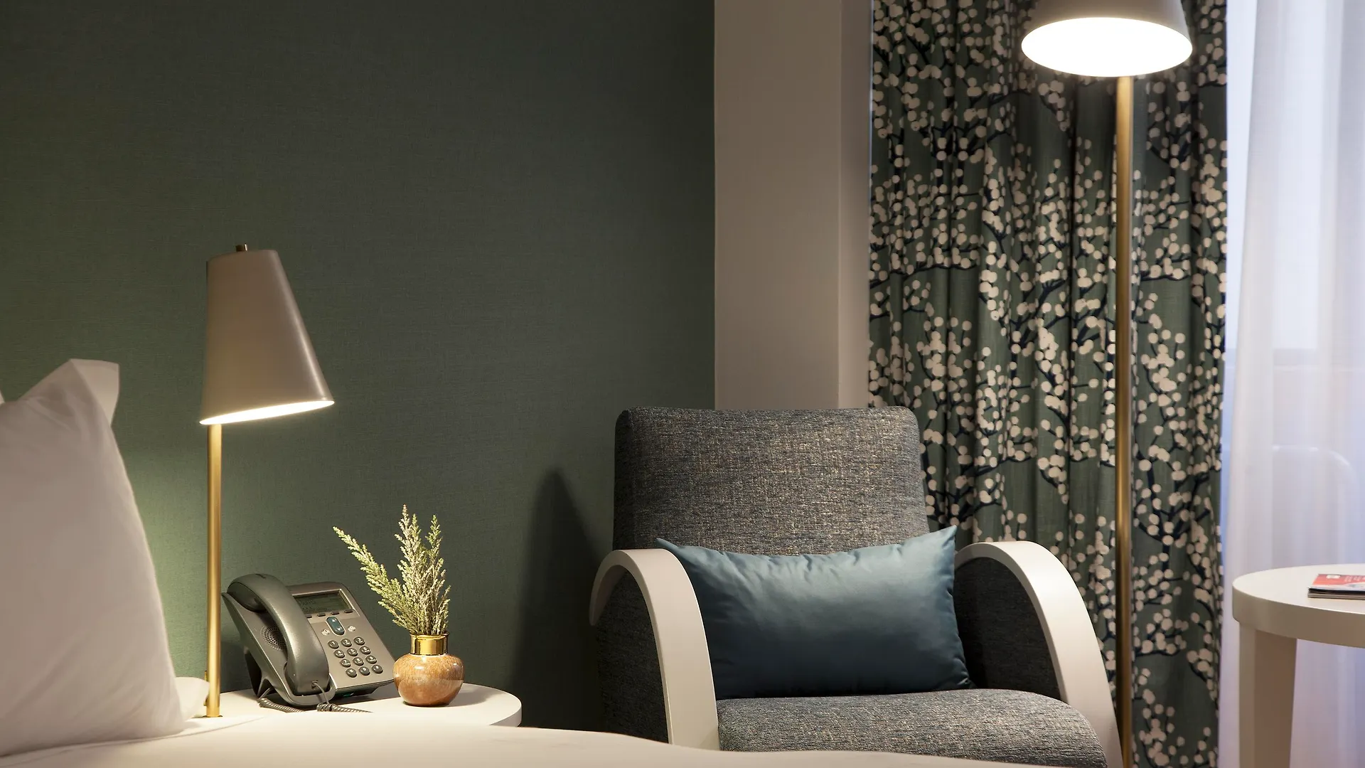 Altis Suites Apartamentos Turisticos Lisbon 4*,